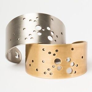 ♐️ Sagittarius Zodiac Cuff Bracelet